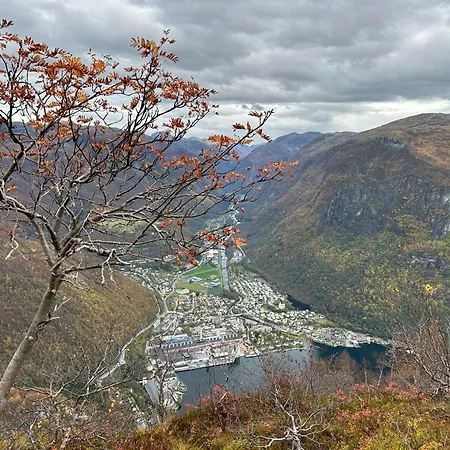 Stol Ved Sognefjorden